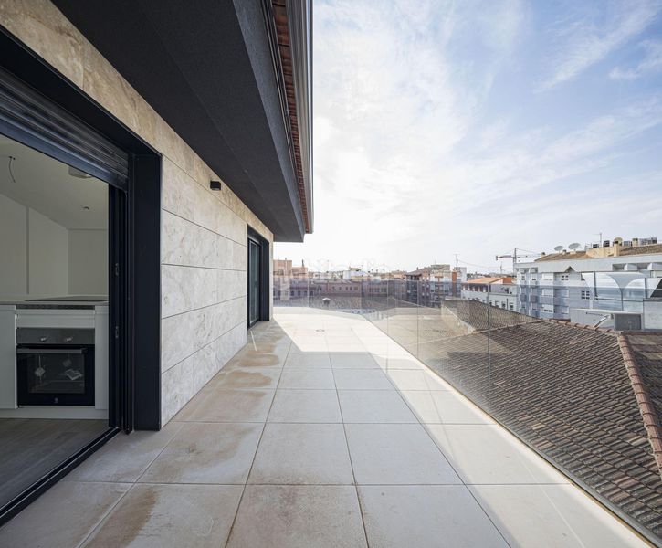 Foto b3dd2c09-74f8-4d0f-aa3d-91881e53bb33. Àtic amb aparcament a San Nicolás Murcia