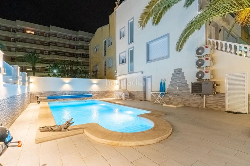 Foto 9d975a68-0b96-422f-8bfe-87e3751d3594. Casa adossada amb calefacció aparcament piscina a Torrevieja