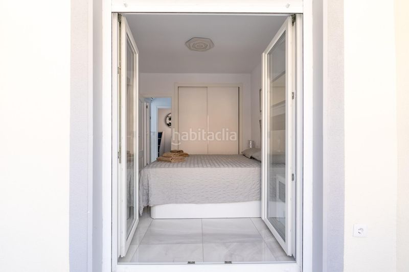 Foto fd13e6ef-c3f5-4737-b846-d19b019413e4. Casa adossada amb calefacció aparcament piscina a Torrevieja