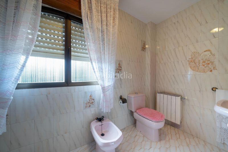 Foto b9654971-c834-4dcb-a4af-83ef5a65cd0c. Xalet amb aparcament piscina a Padul