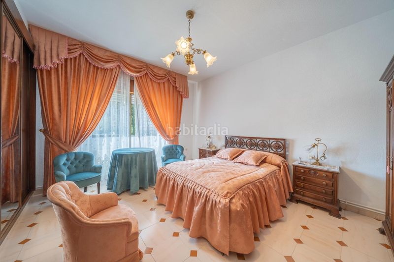 Foto c0ec1a34-9545-4a3b-abb2-56439edaae9c. Xalet amb aparcament piscina a Padul