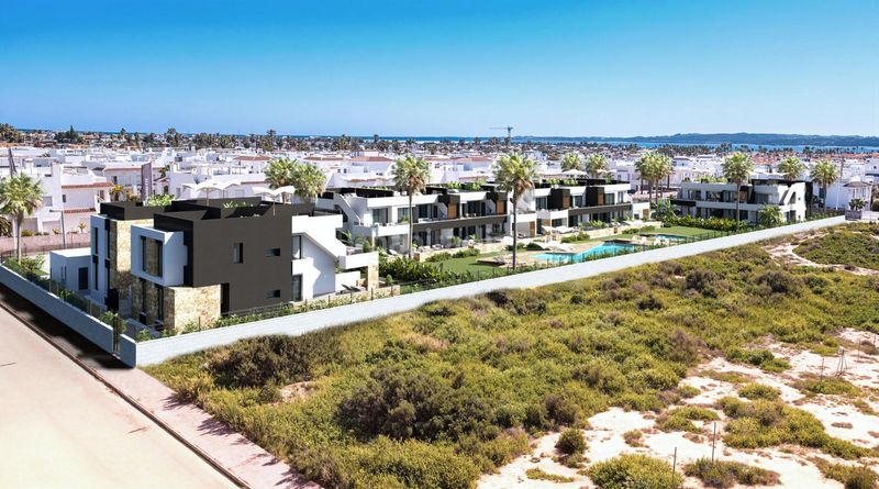 Foto 5678f6d1-84b9-4dc2-a8b9-535e5a593518. Casa amb aparcament piscina a Lo Marabú Rojales