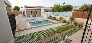 Maison jumelée à Zona Carrefour - Urbanizaciones. Vivienda con gran parcela y muchas posibilidades en torreta ii,