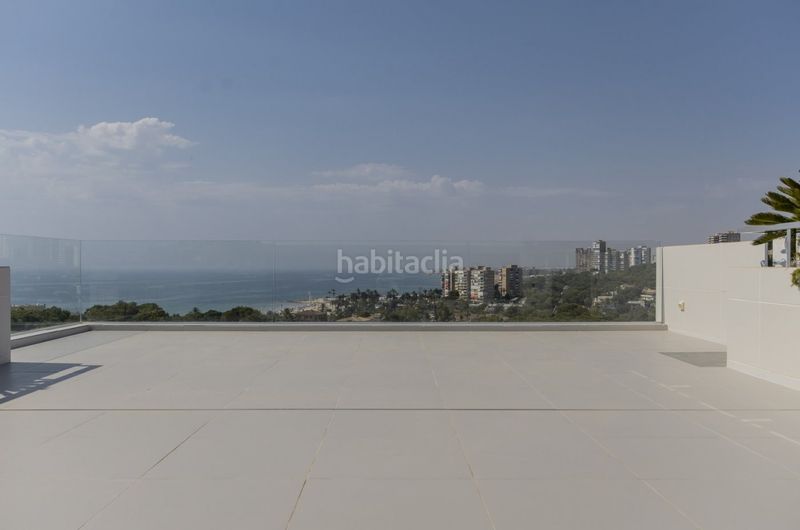 Foto 92111006-8404-4725-8136-07543dd4b9d8. Xalet amb aparcament piscina a Campoamor Orihuela