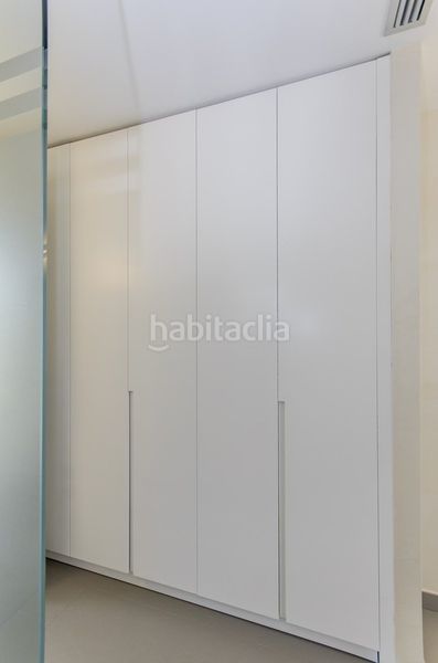 Foto fcc68b61-ac73-4355-8d01-9b6512811332. Xalet amb aparcament piscina a Campoamor Orihuela