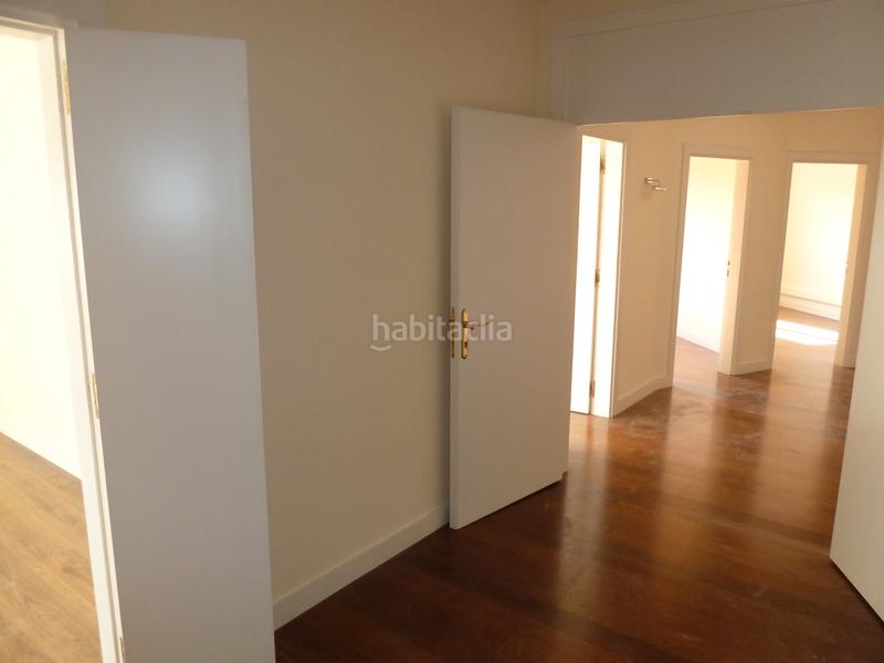 Foto 03022f6e-5839-4a5e-8695-5bc57b5906f3. Miete büro in carrer de provença 275 in Dreta de l´Eixample Barcelona