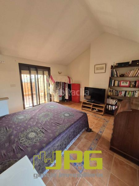 Foto 0f0e3f6b-4c8c-4471-a422-576727ccda74. Maison jumelée avec parking piscine dans Bellavista-Capiscol-Frank Espinós San Juan de Alicante