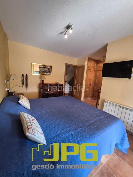 Foto 81b0a7d7-e3ec-44f9-adcc-aebc79d440a4. Semi detached house with parking pool in Bellavista-Capiscol-Frank Espinós San Juan de Alicante