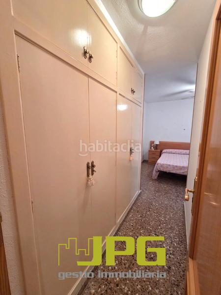 Foto 96e91d61-f556-4d0c-a22b-42d08f9486c9. Pis amb aparcament a Centro San Juan de Alicante
