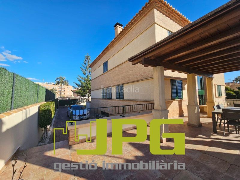 Foto 4b9da767-1664-4f1d-a798-01e3a6294e29. Xalet amb calefacció aparcament a Centro Mutxamel