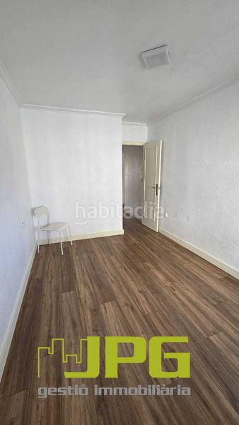 Foto f36cc5e0-1f7b-48f0-85cf-bcd86805d057. Pis a Centro Mutxamel