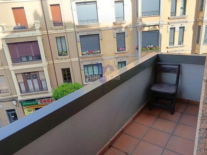 Foto bd91bfe9-ab8d-4fbc-8e2e-4e811d7563dc. Rent flat with heating parking in Centro Ciudad León