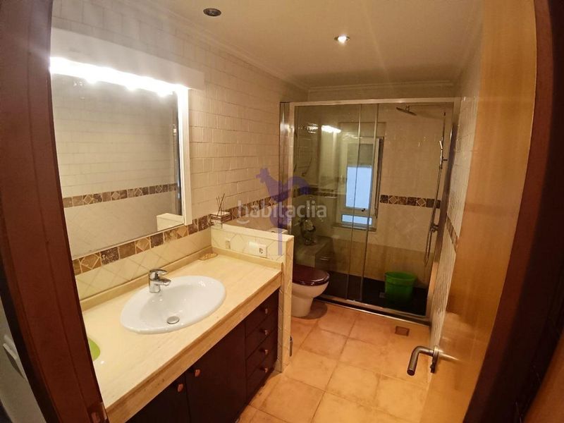 Foto 8254d563-4ff5-4225-8c38-889d6897f2d8. Apartament amb calefacció aparcament a Centro Ciudad León