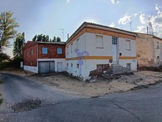 Casa en Trobajo del camino