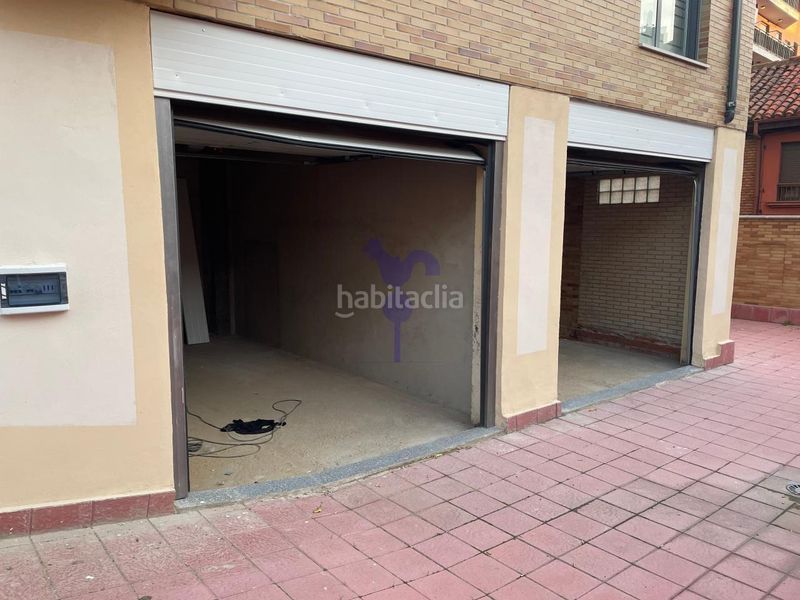 Foto d2a8eb80-2312-45dd-a583-bebdf21e7b1a. Local comercial en Las Ventas León