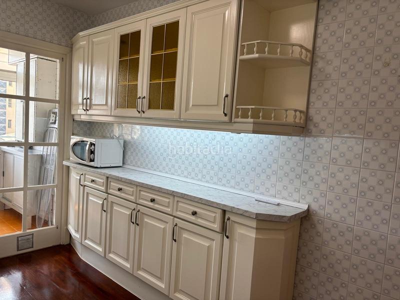 Foto d8c2e484-0a5c-4316-98e2-70a9bc3d496d. Rent flat with heating parking in El Mercat Palma de Mallorca