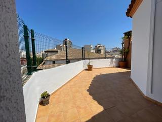 Location Appartement à Plaça dels Patins. Ático con terraza en el centro de palma