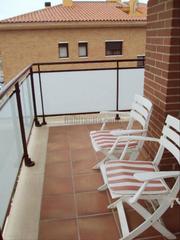 Pis a Avinguda de vidreres 93. Ático duplex, rieral, lloret de mar