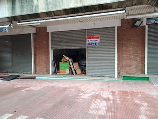 Alquiler Local Comercial en Carrer riu de la plata 49. Local comercial