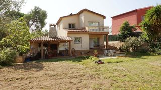 House  Avinguda lloret de dalt. Casa en lloret de dalt a 1 km de lloret centre