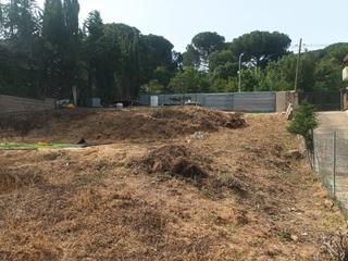 Terreny residencial a Avinguda mil·lenni 77