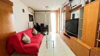 Pis a Avinguda vila de tossa 76. Piso 1 habitación 100.000€