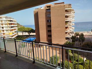 Piso en Carrer puerto rico 2. Piso de 3 habitaciones + parking - vistas al mar- soleado sur