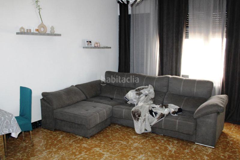 Foto 1c6ba0d9-2826-411f-8fc1-ab3f1f93a2b5. Casa adossada a Ivars d´Urgell