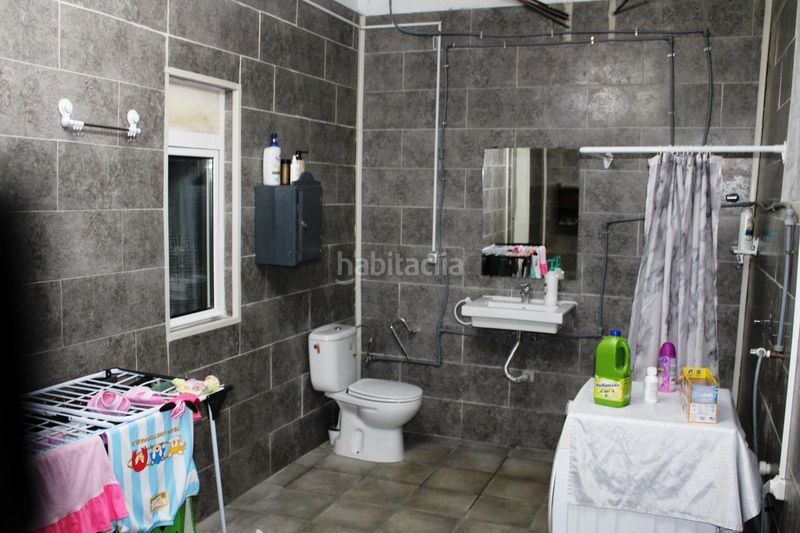 Foto e849bb46-f3b3-48b4-8f89-6d4ab6907efe. Casa adossada a Ivars d´Urgell