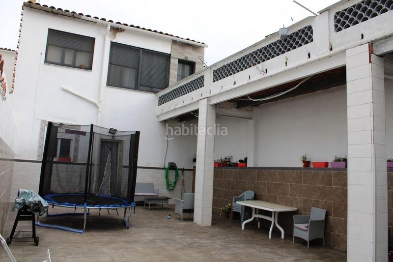 Foto f1ed44fc-b449-48e1-981c-6c7730f0035e. Casa adossada a Ivars d´Urgell