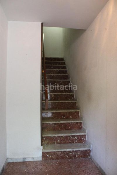 Foto 9166cf73-6757-49e3-be55-24510d0db178. Casa adossada amb calefacció aparcament a Tàrrega