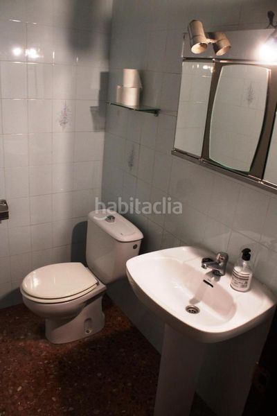 Foto b2b5b2dc-f2b1-41c3-8df6-bd0a529b907d. Casa adossada amb calefacció aparcament a Tàrrega