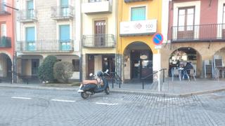 Lloguer Local Comercial  Del mercadal. Local en la plaça mercadal