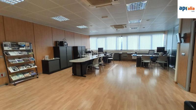 Foto 757d6900-c786-4367-9999-5af28aca89a8. Bureau dans de llorenç agustí claveria 105 dans Magraners Lleida
