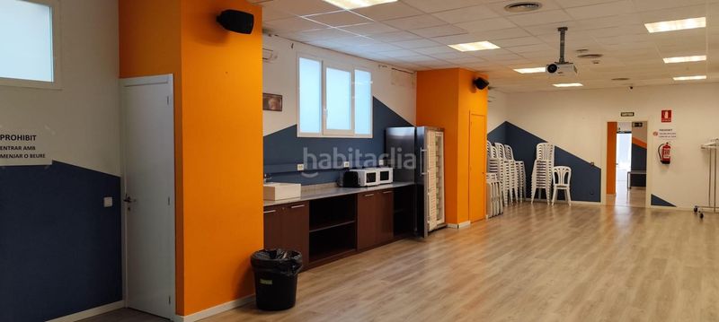 Foto 5fb49130-af8a-45fa-83ba-2abad0409987. Local comercial a Mollerussa