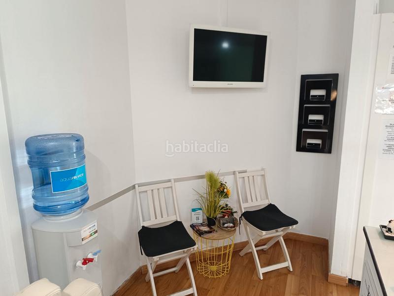 Foto d65bfa7b-04a0-45ad-be47-c4f04a3cbad0. Traspaso local comercial se traspasa centro de estetica en rubi en Rubí