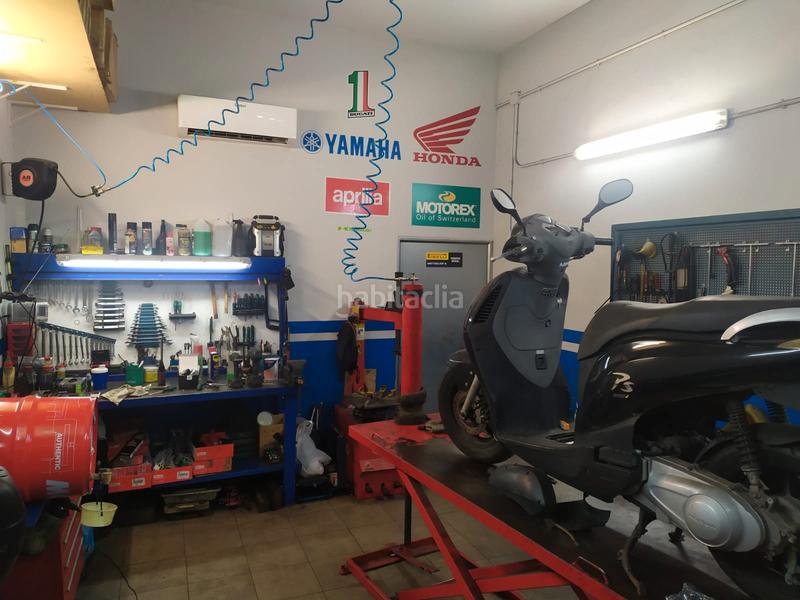 Foto 0b5120c0-4a47-4b5e-98f0-921cf23f6e98. Traspaso local comercial traspaso taller de motos en Barcelona