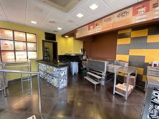 Traspàs Local Comercial a Bases de Manresa - Carretera de Santpedor. Traspaso pizzeria