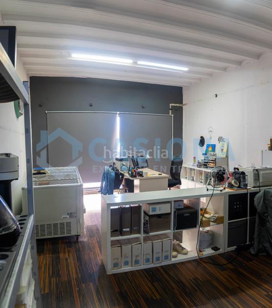 Foto 679247f5-acf3-4cc0-b6f1-01af6d5c850f. Transfer business premise in Centre Badalona