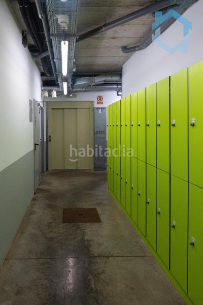 Foto 14968d75-9eba-4f0a-aafc-005e5fd363dd. Traspaso local comercial traspaso fruteria y verduras en Santa Coloma de Gramenet