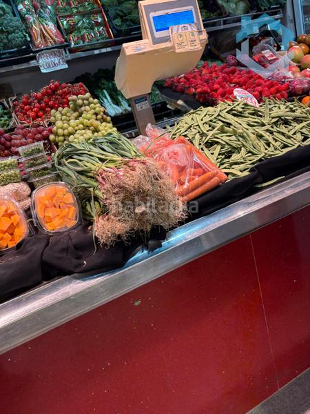 Foto aa67edcc-1c4b-4f97-9bc8-9f9a2af71607. Traspaso local comercial traspaso fruteria y verduras en Santa Coloma de Gramenet