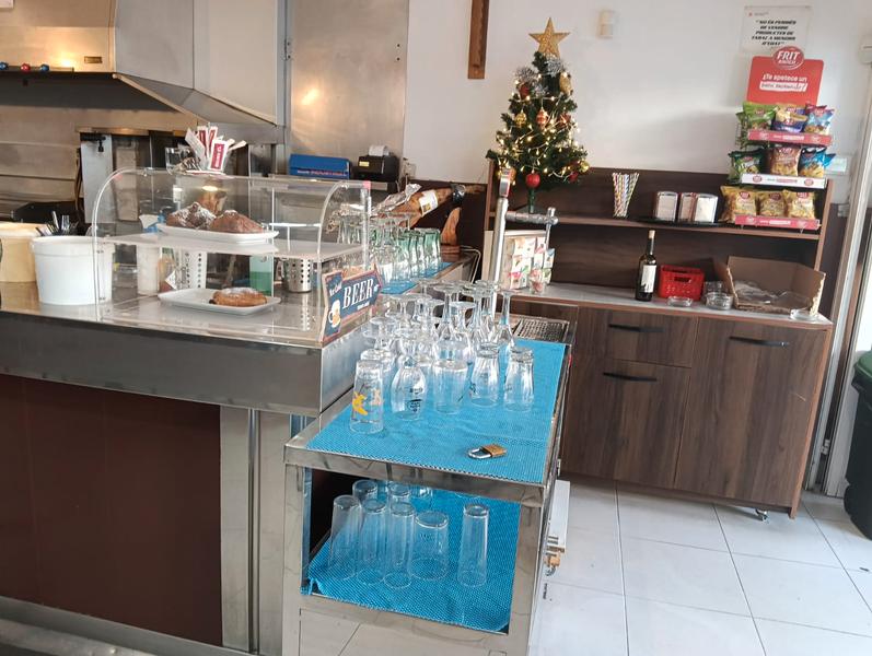 Foto 7f6502dc-abe7-41d7-aa9d-0f967fc7f8c3. Pas-de-porte local commercial dans Avinguda Catalunya Palamós