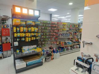 Traspaso Local Comercial en Martorell. Traspaso ferreteria