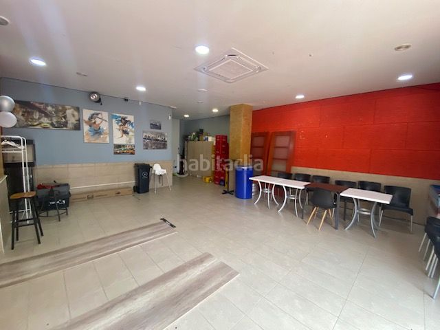 Foto 6acf071b-8306-48a0-a574-315f4e4e7d3c. Traspaso local comercial traspaso bar en Font dels Capellans - Sagrada Familia Manresa
