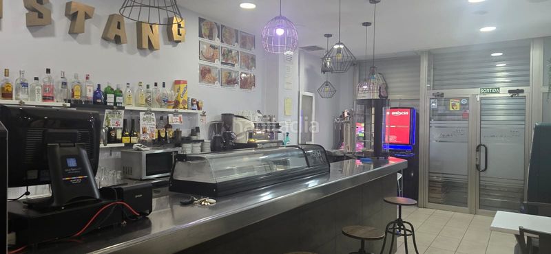 Foto b9c0077d-269c-4069-9704-2e3c021f4623. Traspaso local comercial traspaso bar en Font dels Capellans - Sagrada Familia Manresa
