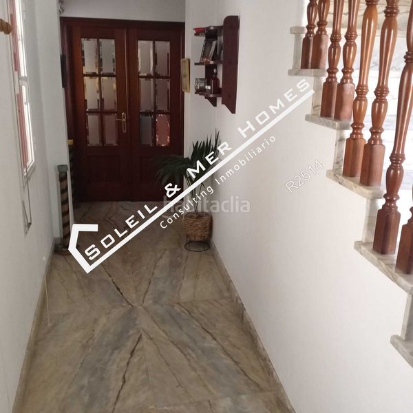 Foto 11e256b9-65a6-4b04-9ec0-bd09548b122a. Casa amb calefacció a Núcleo urbano Chiclana de la Frontera