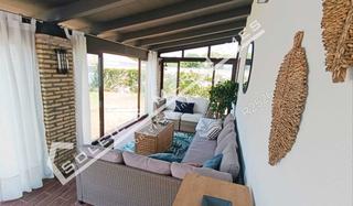 Chalet  Avenida tío pepe. ?? magnífico chalet en chiclana de la frontera – a minutos de la