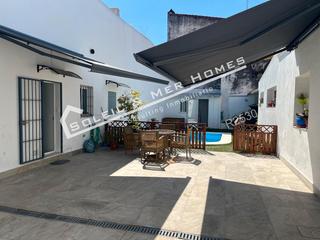 Casa a Casco Histórico - Zona Alta. ?? casa independiente con jardín y piscina en el casco histórico