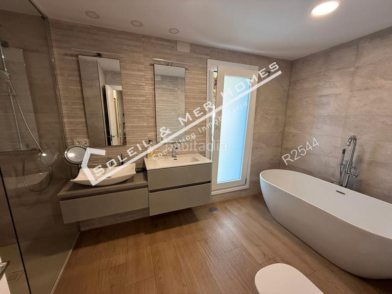 Foto 07631974-b6fe-476a-9cf1-9ba9b409a193. Xalet a Valdelagrana Puerto de Santa María (El)