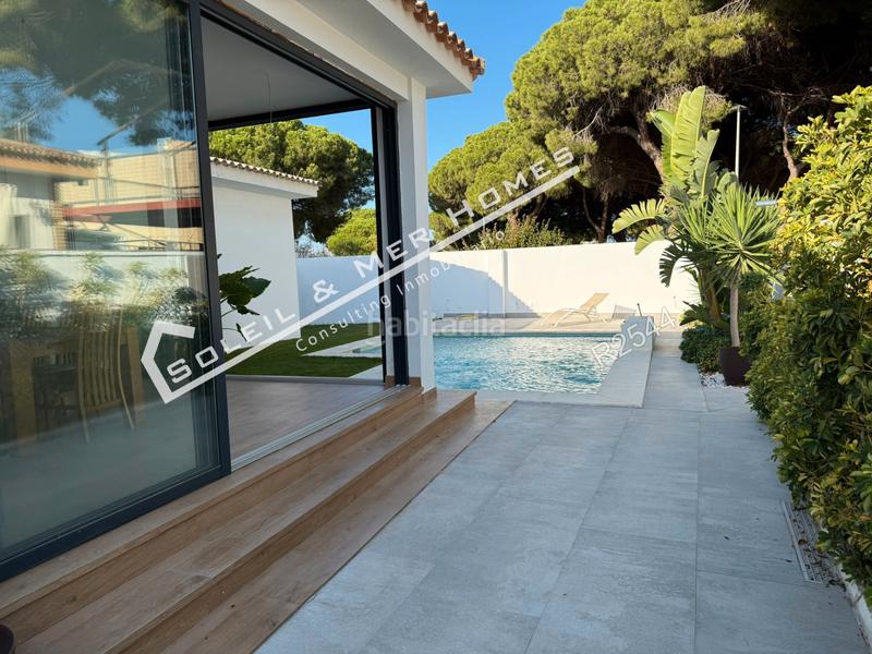 Foto 5d72c8b7-bff4-477b-b6a7-099a1147f63b. Xalet a Valdelagrana Puerto de Santa María (El)